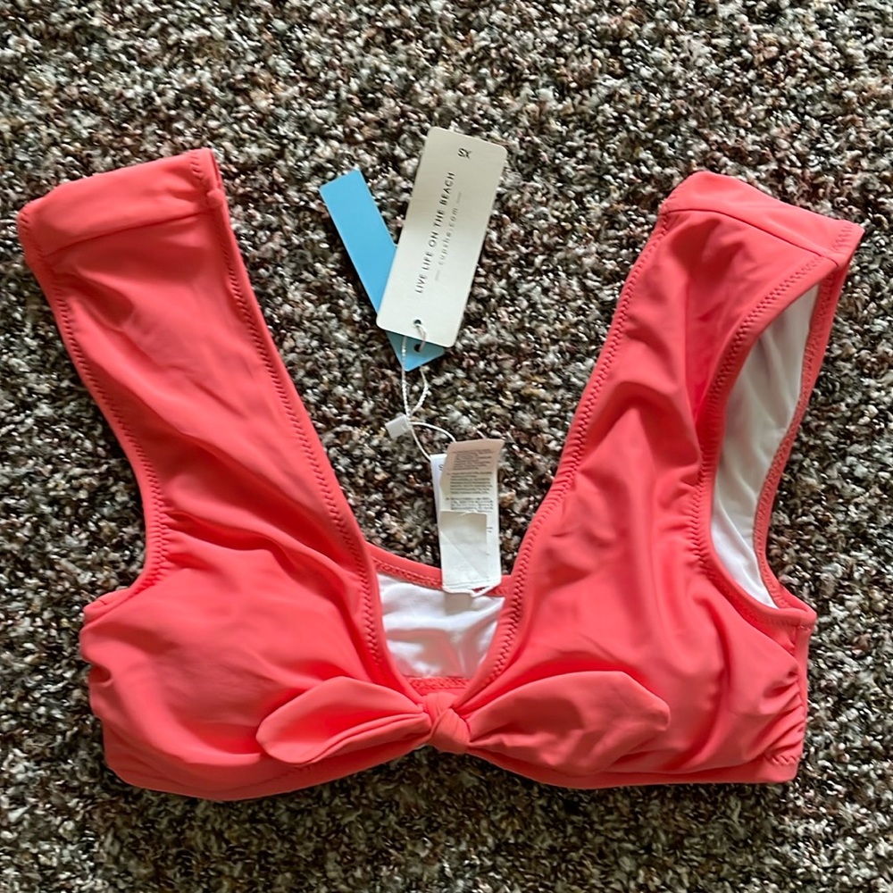 Pink bikini top